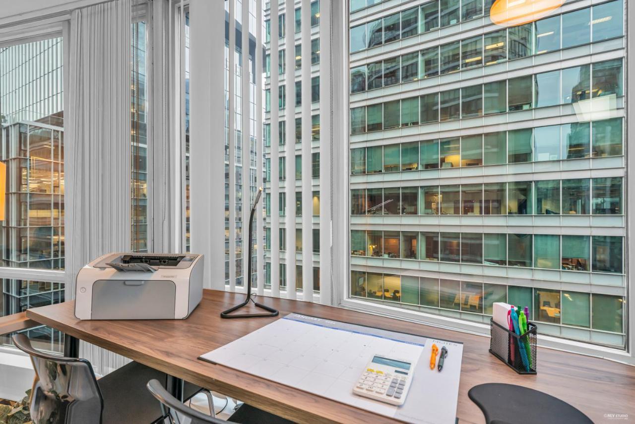 1-Br Condo In Downtown Coal Harbour With Parking And City Views Ванкувър Екстериор снимка