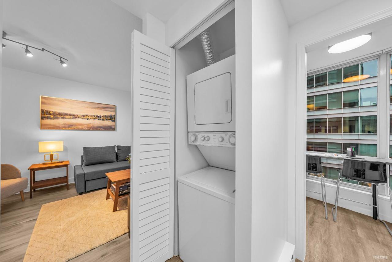 1-Br Condo In Downtown Coal Harbour With Parking And City Views Ванкувър Екстериор снимка